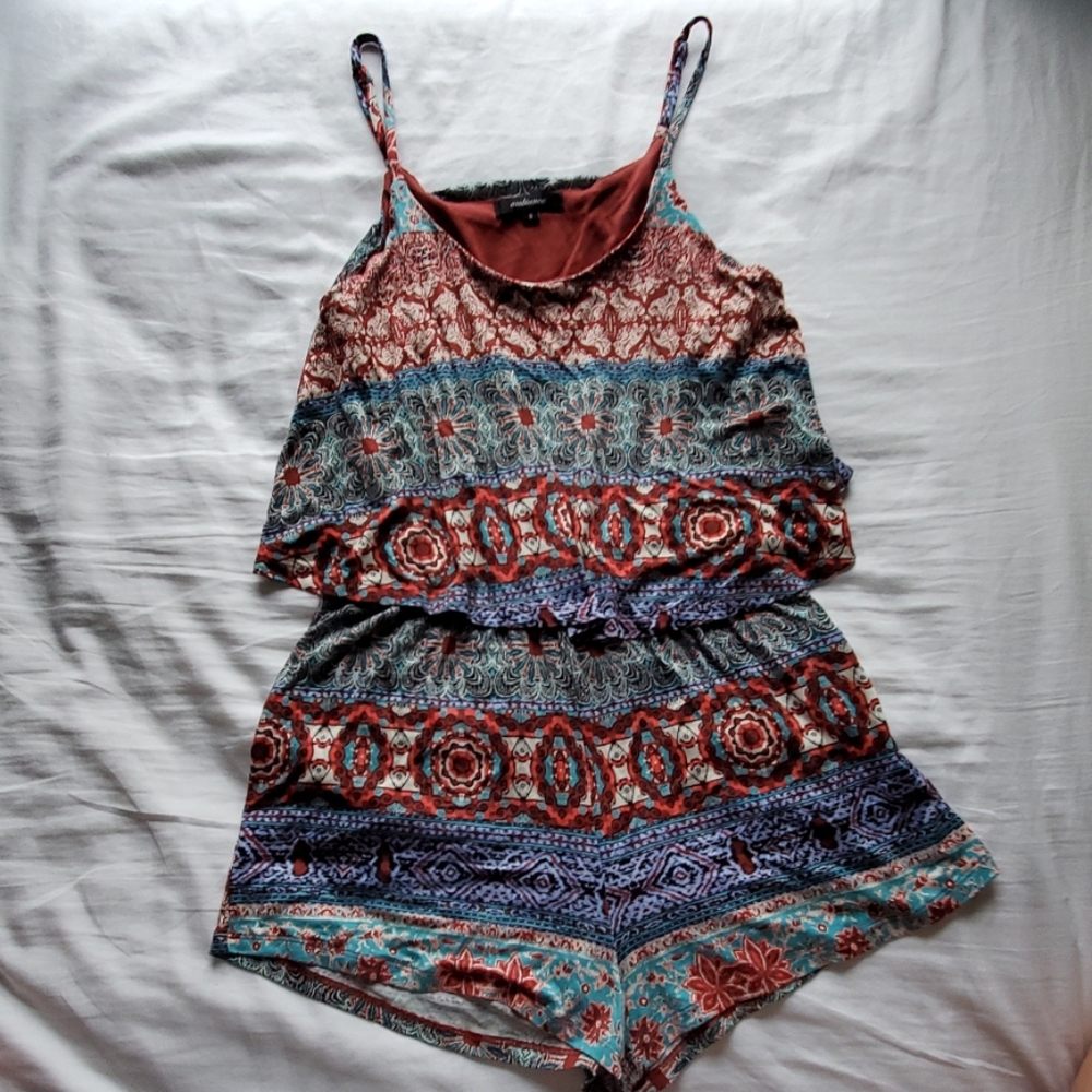 Patterned romper
